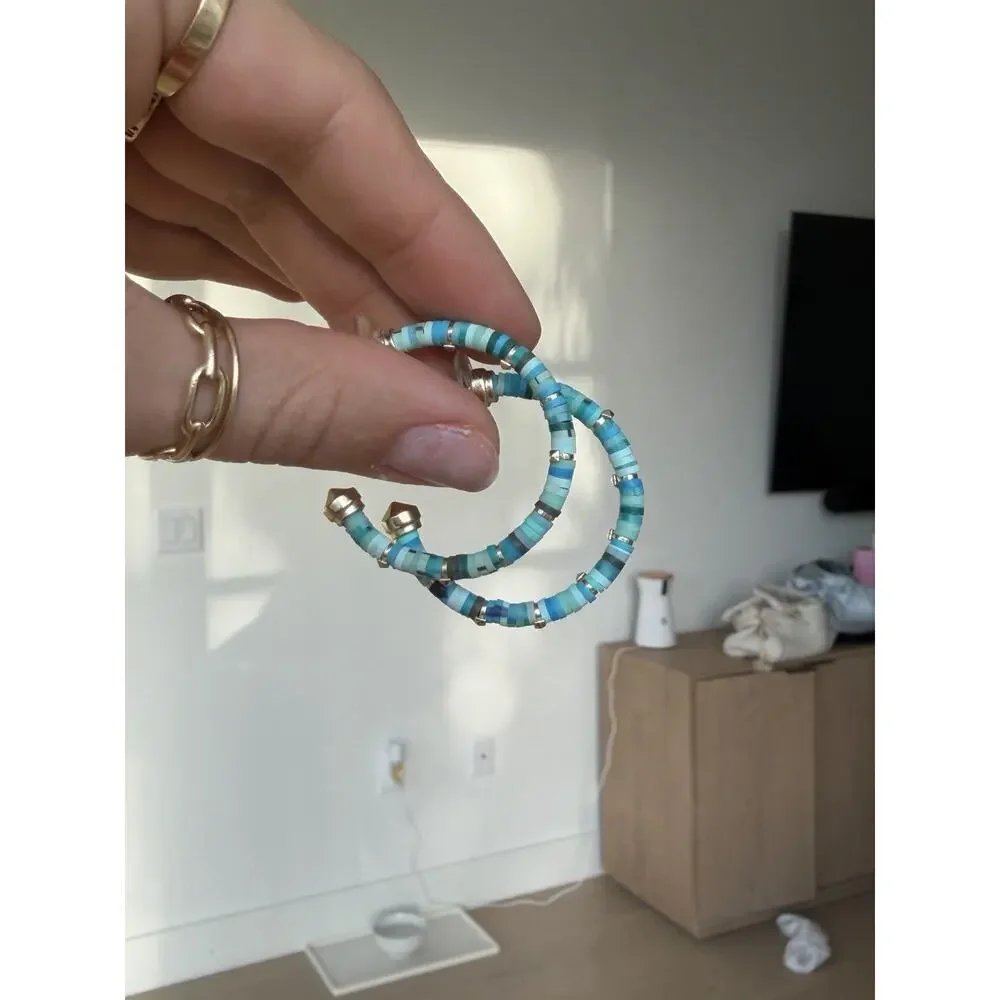 Unbranded matching earring